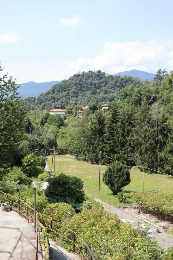 Natura Tra Bosco E Lago Castelveccana Extérieur photo